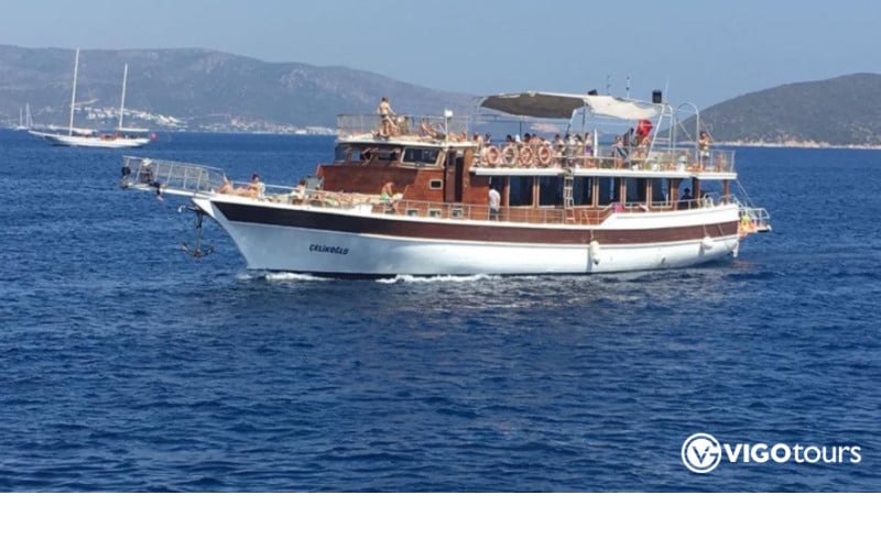 Kusadasi Daily Boat Tour: Relax, Swim, and Enjoy the Aegean - 4
