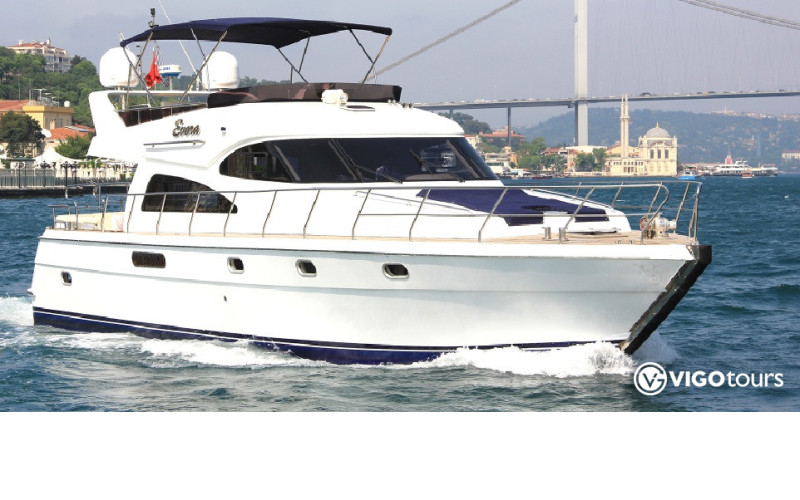 Private Yacht Cruise on the Bosphorus: Exclusive Experiences - 4