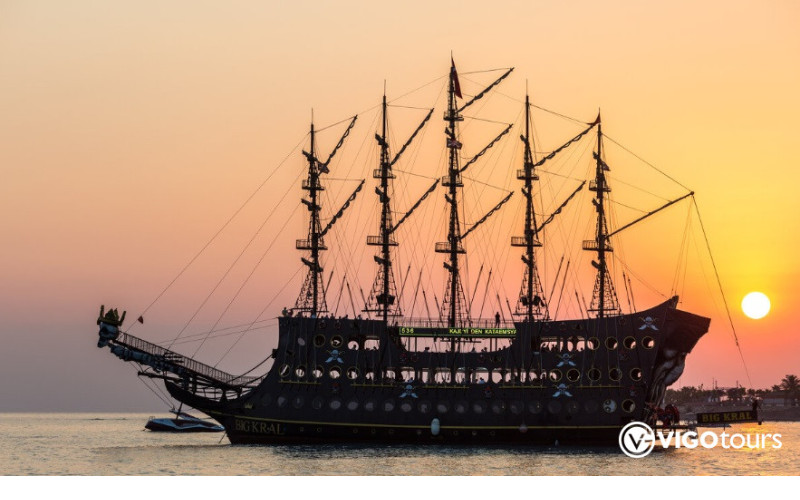 Side Sunset Boat Tour with Dinner, Drinks, and Entertainment - 6