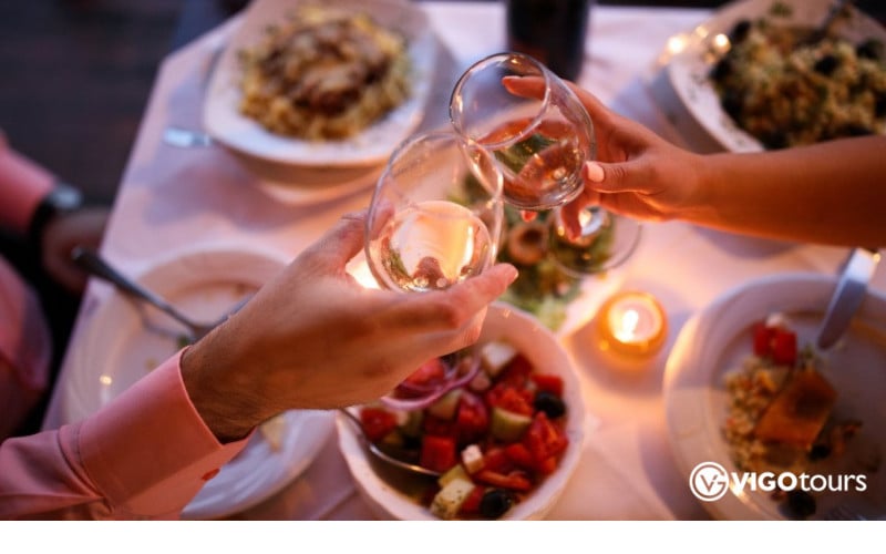 Valentine's Day Bosphorus Dinner Cruise with Drinks Included - 5