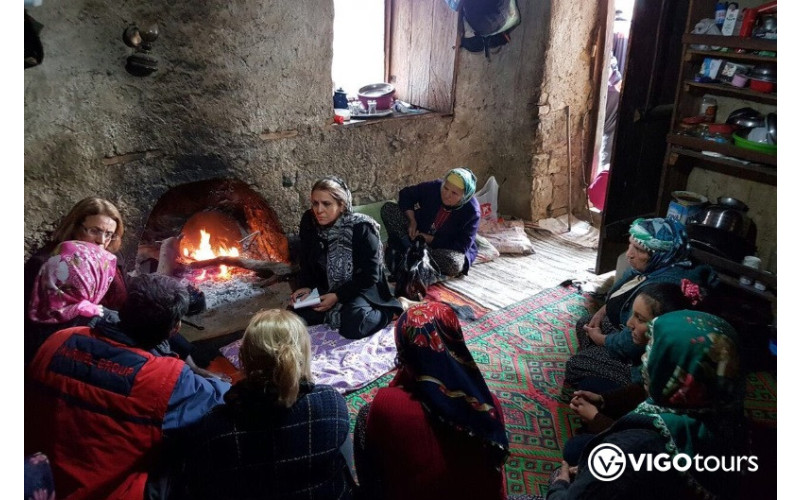 Tradycyjna Kolacja z Rodziną w Okolicy Side - 10