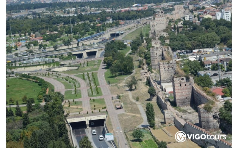 Süleymaniye Mosque, Yedikule Fortress & Bosphorus Tour - 5